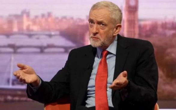 Vůdce britské levice Jeremy Corbyn miluje uprchlíky. Ale jen některé.