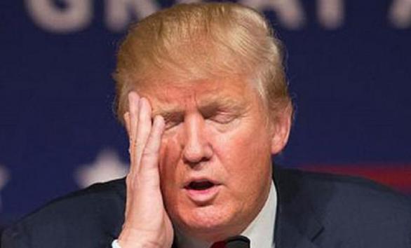 Donald Trump řeší problémy s tiskovými mluvčími. Co by dal za takového Jiřího Ovčáčka!