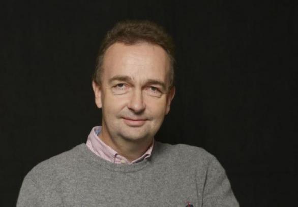 I kdyby došlo v Česku k obnovení monarchie, právoplatným následníkem trůnu by byl Karel Habsbursko-Lotrinský, vnuk posledního rakouského císaře Karla I.