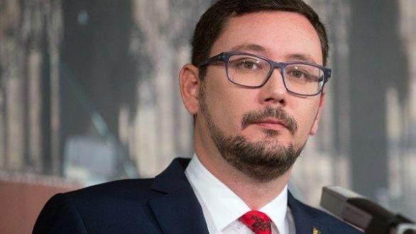 Udělat z Ovčáčka Číňana by nemělo být tak složité. Ostatně on už tak trochu vypadá i teď