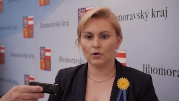 Pokud má ministr vysokou školu, jsou s tím jenom problémy