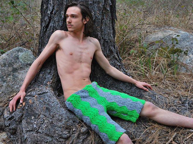 Název tohoto modelu funguje jako vtip: Petrovy kalhoty jsou totiž v originále Peter&#039;s pants (s odkazem na pohádkovou postavičku jménem Peter Pan)