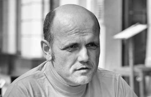 Bílý heterosexuální muž se stává pronásledovanou a utlačovanou menšinou. Na snímku jeden z posledních exemplářů těsně před vyhynutím..