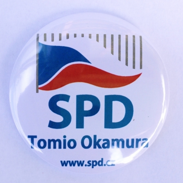 Teroristé skrz e-shop nutí členy SPD kupovat tyto odznáčky