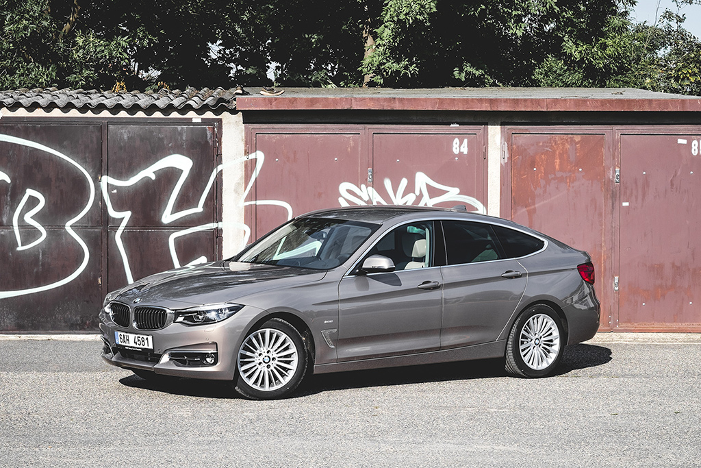 BMW 320i GT