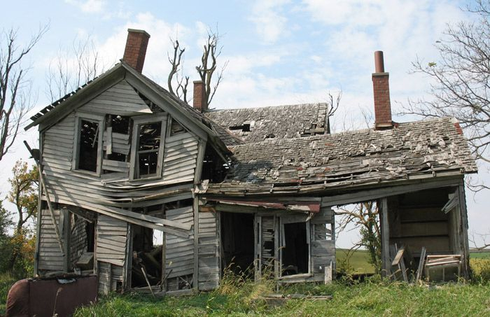 Už stačí jenom vyčistit okapy a je hotovo. Utečencům se tu bude líbit a vy vyděláte spoustu peněz.