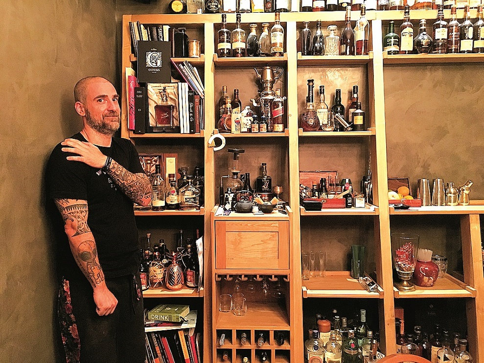Aténská barová scéna patří k nejproslulejším v Evropě. 