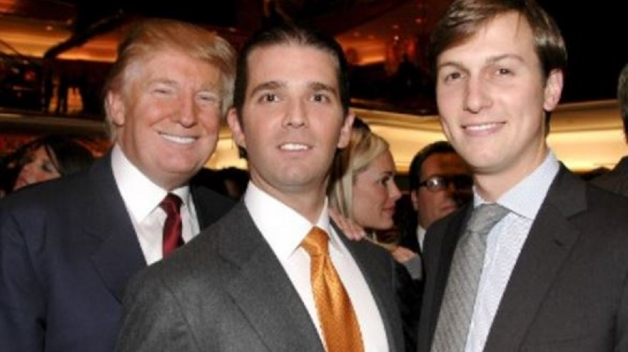 Donald Trump řeší další problém. Jeho syn Donald junior a zeť Jared Kushner se měli sejít s ruskou advokátkou kvůli kompromitujícím materiálům na Hillary Clintonovou. Ti schůzku potvrzují, o Clintonové ale prý vůbec nebyla řeč.