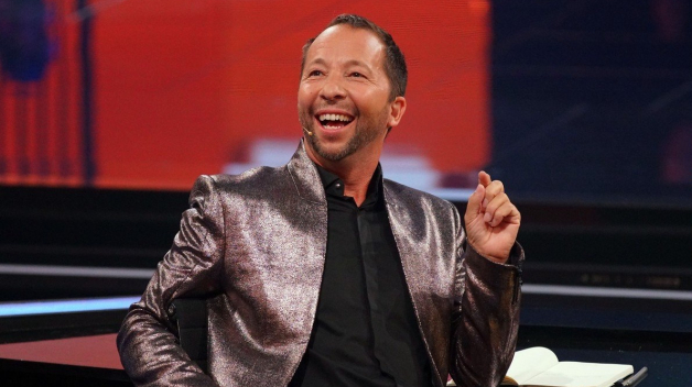 René Baumann aka DJ BoBo aka autor nejotravnější letní písničky všech dob oslavil 50. narozeniny.