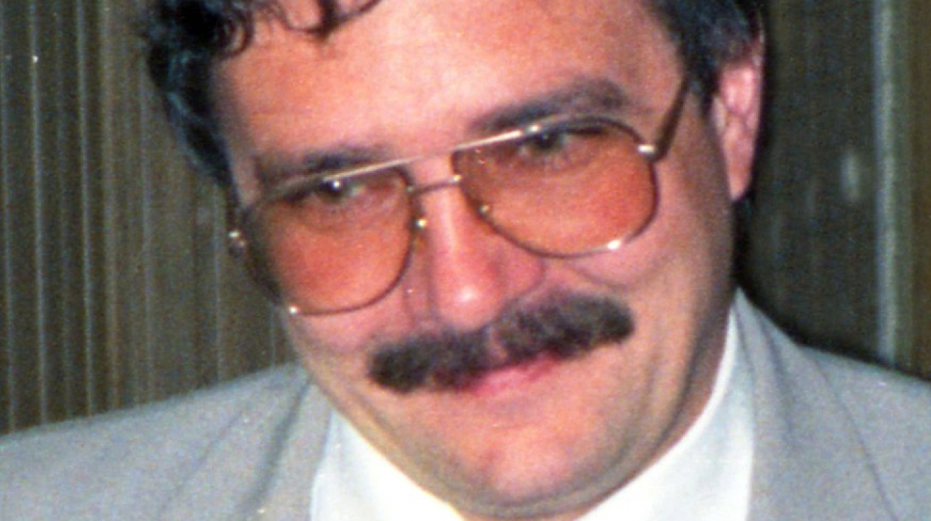 Josef Lux byl popisován mnohými jako jedním z nejschopnějších porevolučních politiků. Kdysi pracoval dokonce v JZD.