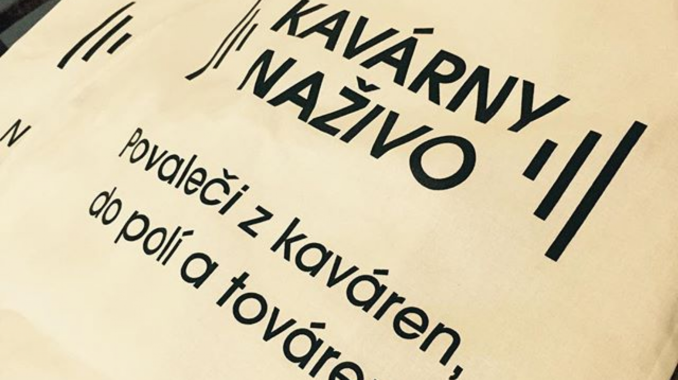 Ta zlatá mládež z kaváren má dobrý smysl pro humor! 