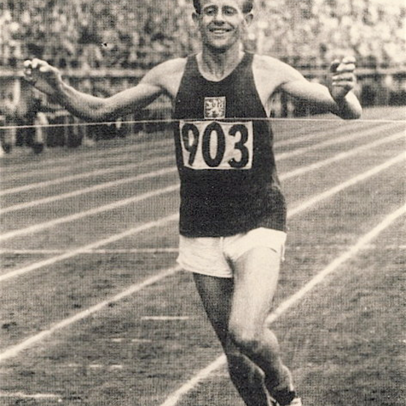 Emil Zátopek vytvořil celkem třináct světových rekordů.