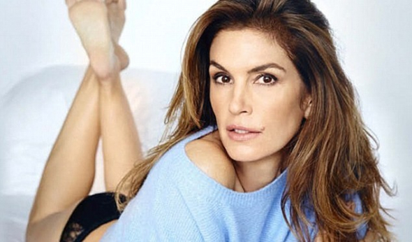 3) Cindy Crawford, 50 let