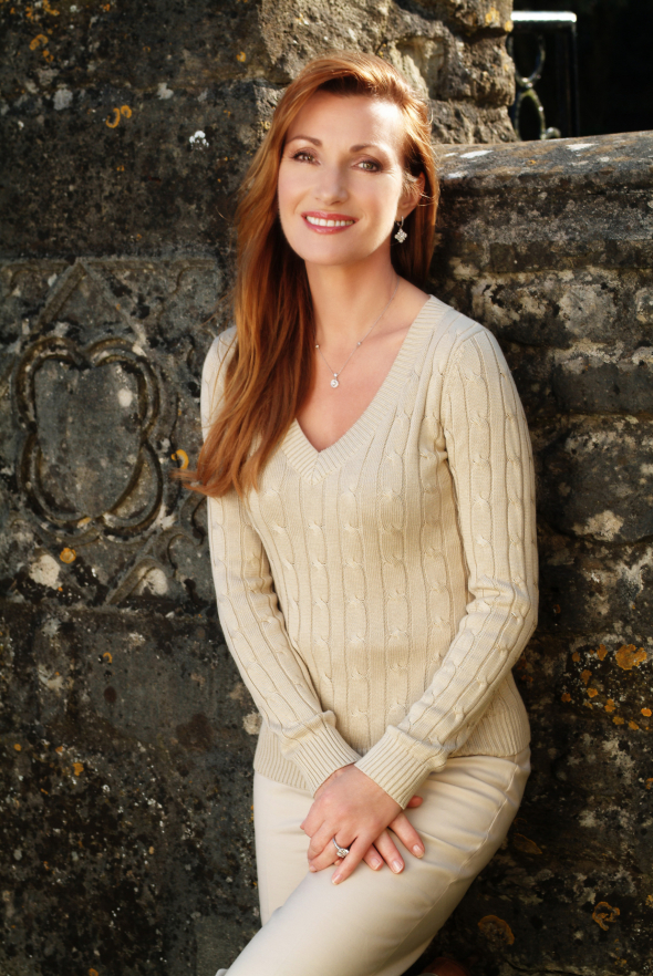 4) Jane Seymour, 65 let