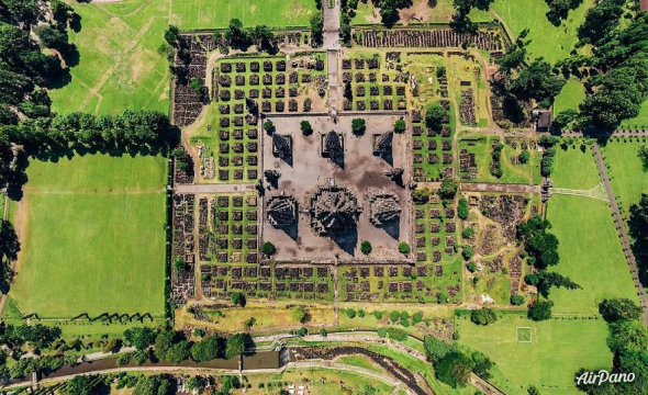 7) Prambanan, Indonésie